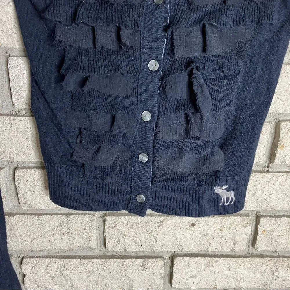Vintage Y2K Abercrombie Cropped Sweater - Picture 2 of 5